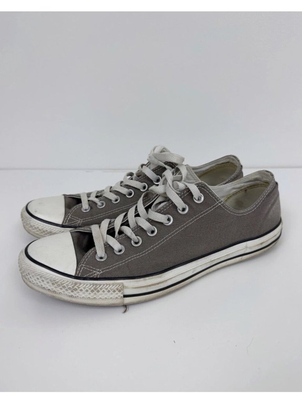 CONVERSE All Star Mens Sz 10.5 Gray White Athletic Lace Up Sneakers Shoes 1J794
